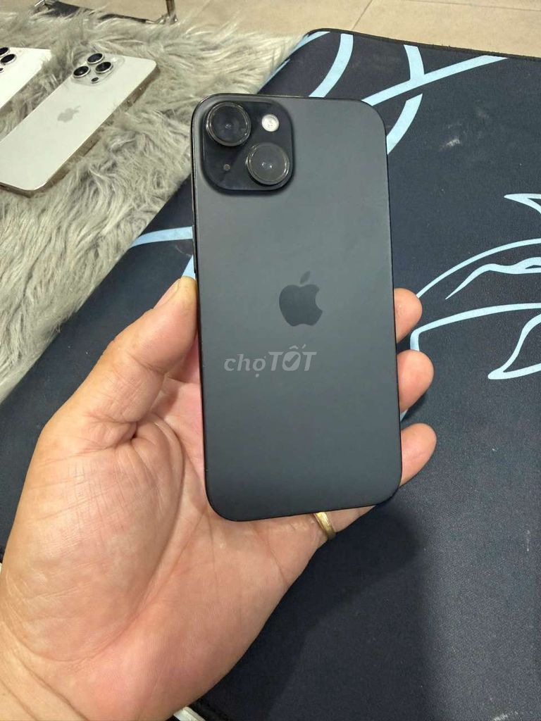 Apple iPhone 15 Thường 128GB Đen Mỹ 86%. Mua bán Điện thoại tại Quận Bình Thạnh Tp Hồ Chí Minh được đăng bởi Hoàng Giang hình 1