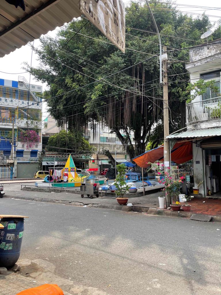 Bán nhà sát thủ đức, 1 mb kinh doanh - nhà trọ phía sau.. Mua bán văn phòng, mặt bằng kinh doanh tại Thành phố Dĩ An Bình Dương được đăng bởi Kha nguyễn hình 1