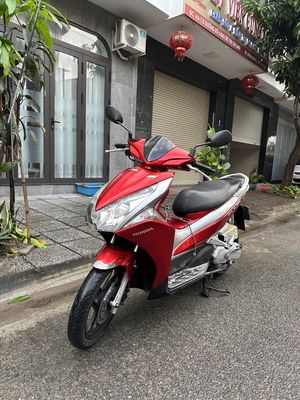 Honda Air Blade 110 Fi tiết kiệm xe zin mới. Mua bán Xe máy tại Thành phố Vũng Tàu Bà Rịa - Vũng Tàu được đăng bởi Nguyễn Ngọc Mỹ Linh