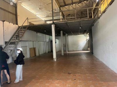 KHO XƯỞNG 9x27 CÓ GÁC GIÁ RẺ