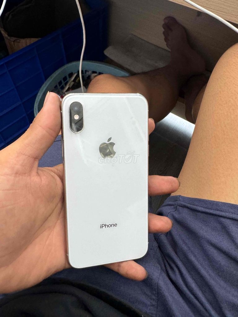 Apple iPhone X Trắng Đã qua sử dụng. Mua bán Điện thoại tại Thành phố Thủ Dầu Một Bình Dương được đăng bởi huy nhỏ hình 1