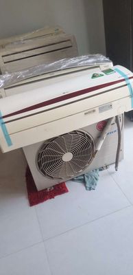 Máy lạnh LG 1hp inverter Thái Lan