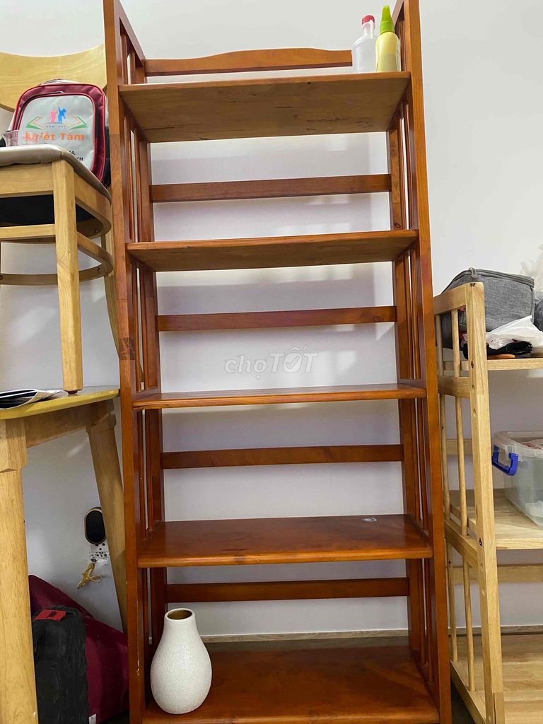 Kệ sách gỗ 5 tầng màu Nâu. Mua bán Tủ, kệ gia đình tại Thành phố Dĩ An Bình Dương được đăng bởi Hoàng Thị Minh hình 1