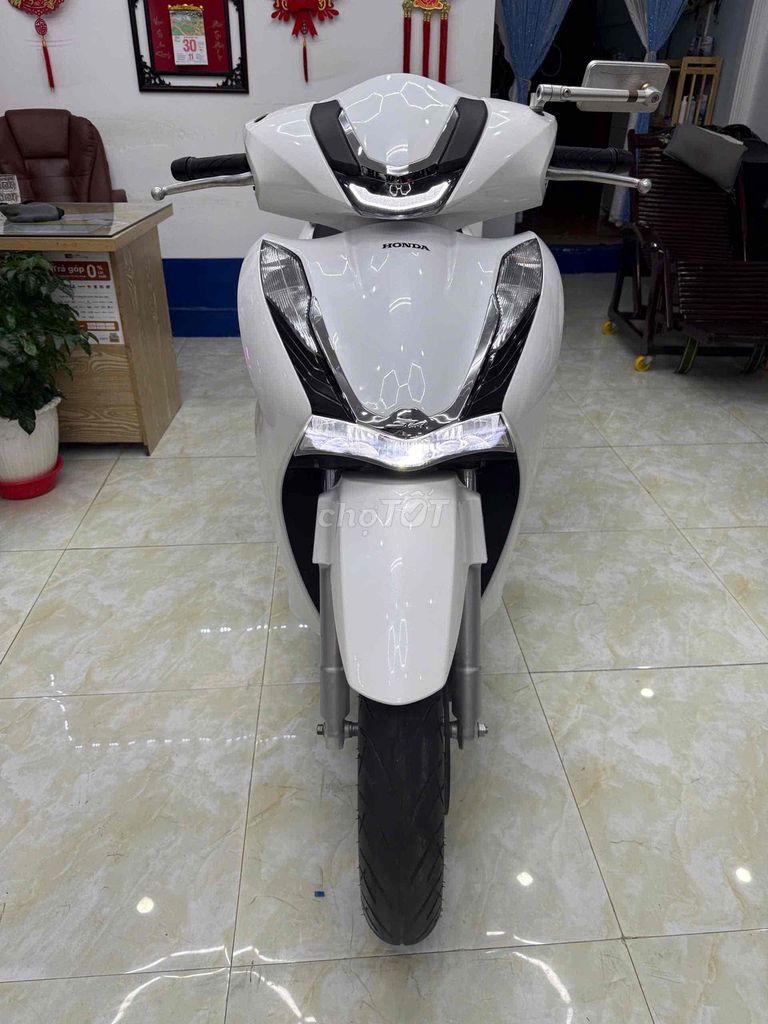 Honda SH 125 CBS 2022 odo  10000 km xe đẹp giá tôt. Mua bán Xe máy tại Thành phố Vũng Tàu Bà Rịa - Vũng Tàu được đăng bởi XE MÁY BẢO THANH  TPVŨNG TÀU hình 2