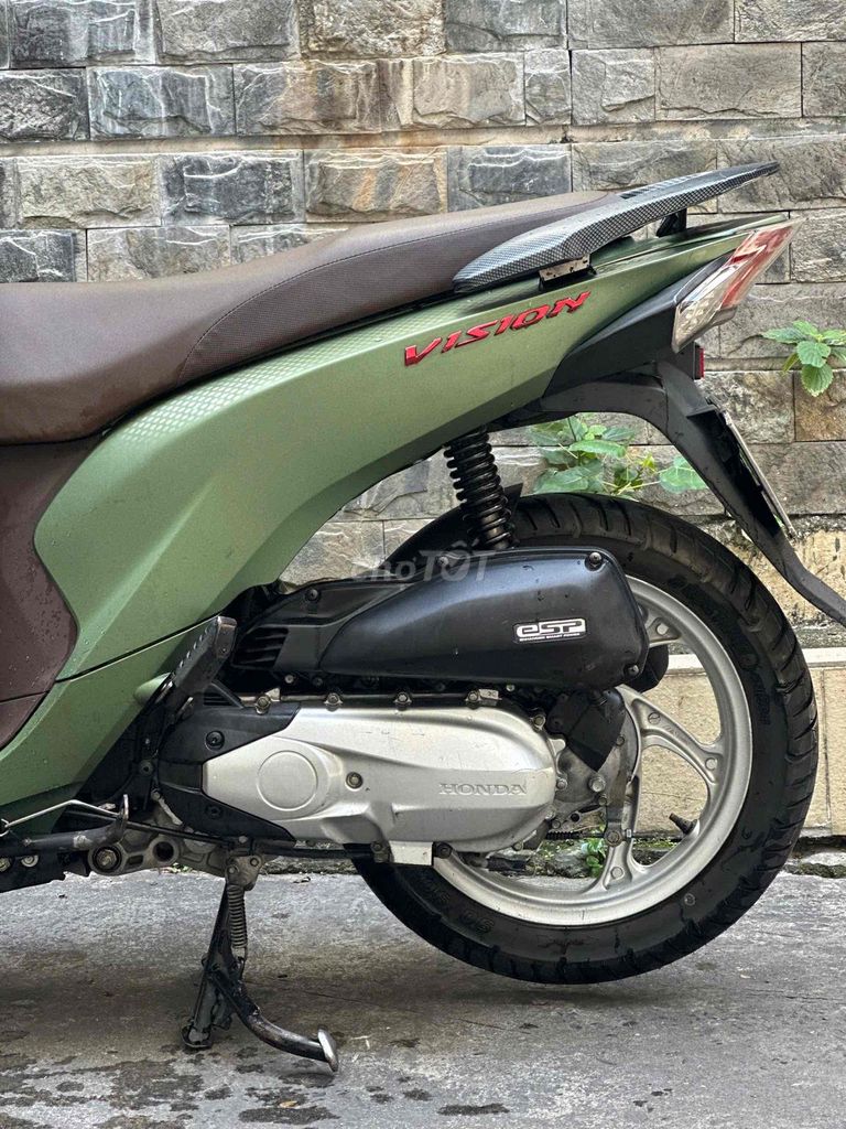 Honda Vision 2018 Xanh rêu 26000 km. Mua bán Xe máy tại Quận 10 Tp Hồ Chí Minh được đăng bởi SANG HOÀNG  hình 4