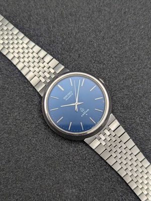 Đồng hồ Seiko emblem mặt xanh form dáng cổ điển. Mua bán Đồng hồ tại Quận 8 Tp Hồ Chí Minh được đăng bởi Kết bạn zalo xem thêm mẫu