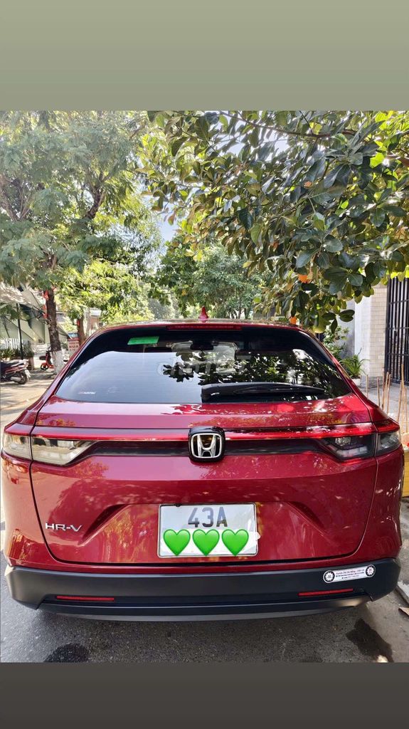 Honda HRV G 2024 Красный 17.300км