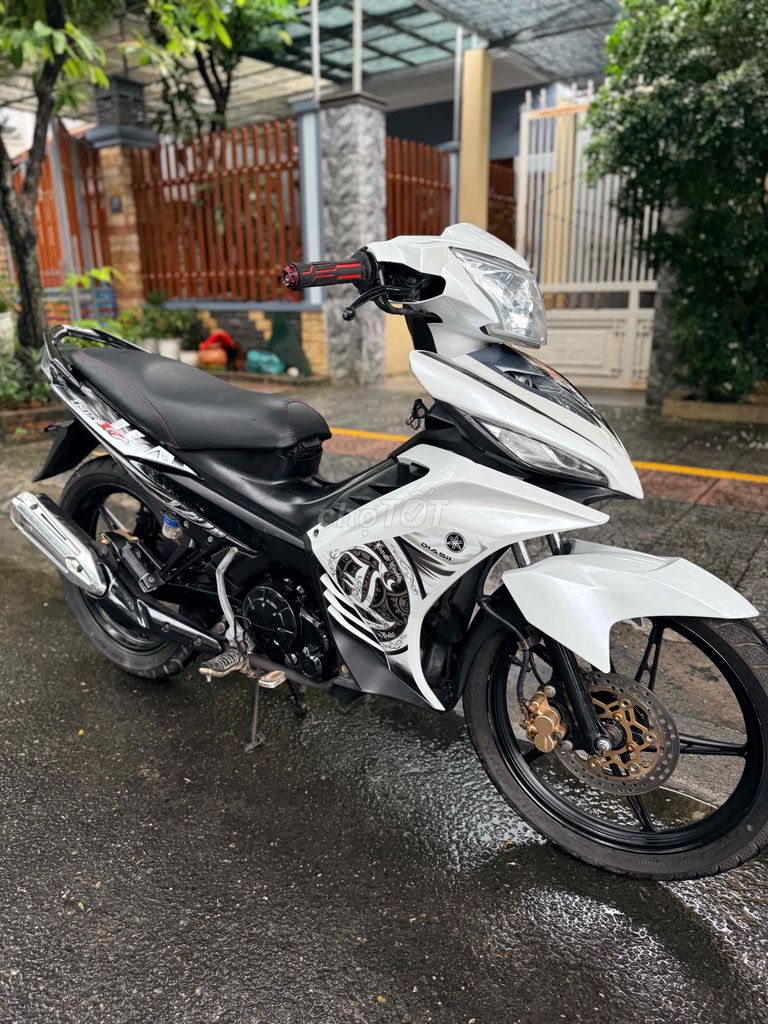 Yamaha Exciter 135cc белый механический с документами на руках