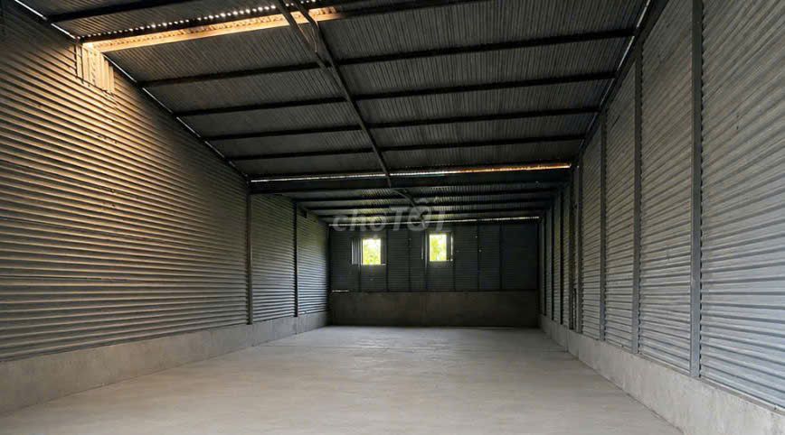 Cho thuê kho Phạm Hùng,  220m² – phù hợp sản xuất – giá chỉ 18 triệu