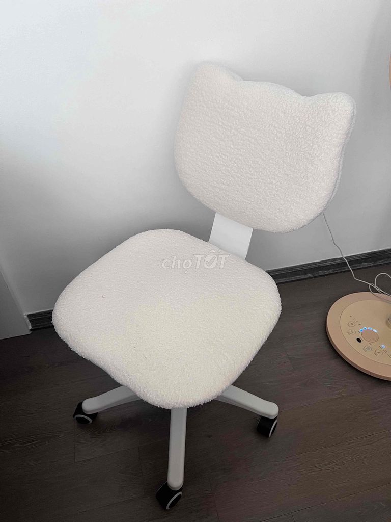 Ghế xoay Hello Kitty Trắng. Mua bán Bàn ghế tại Quận Nam Từ Liêm Hà Nội được đăng bởi lovelymimi hình 1
