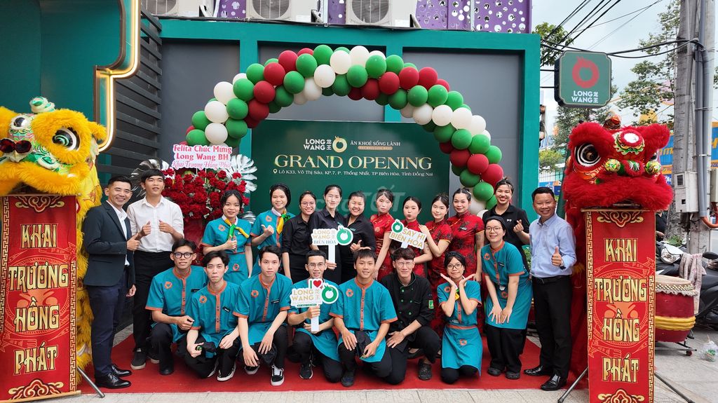 TUYỂN 20 PHỤC VỤ-CÁC VỊ SẢNH, LƯƠNG CAO, NHẬN NGAY. Việc làm tại Thành phố Biên Hòa Đồng Nai được đăng bởi Nhà hàng Lẩu hấp thủy nhiệt Long Wang hình 2