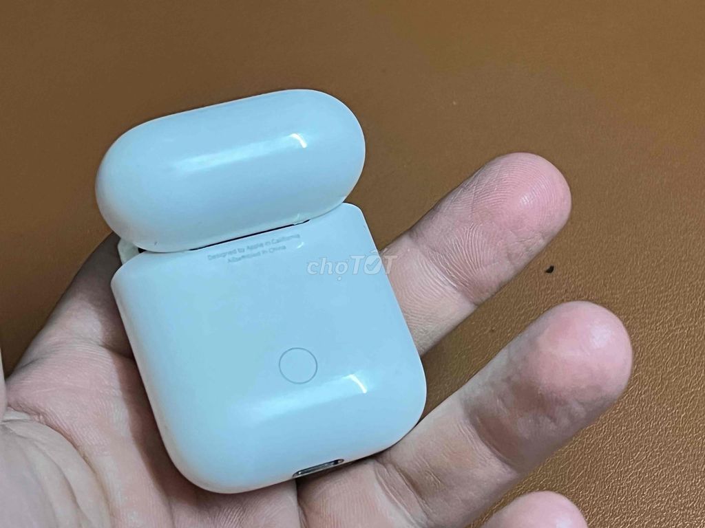 Bán Xác Tai Phải và Dock sạc Airpods 2 chính hãng. Mua bán Tivi, Âm thanh tại Quận 7 Tp Hồ Chí Minh được đăng bởi Tâm  hình 1