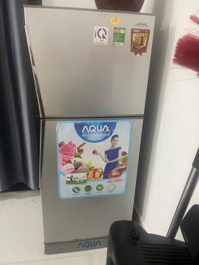 Tủ lạnh Aqua 180L 2 cửa Bạc. Mua bán Tủ lạnh tại Thành phố Rạch Giá Kiên Giang được đăng bởi Bích ngân hình 1