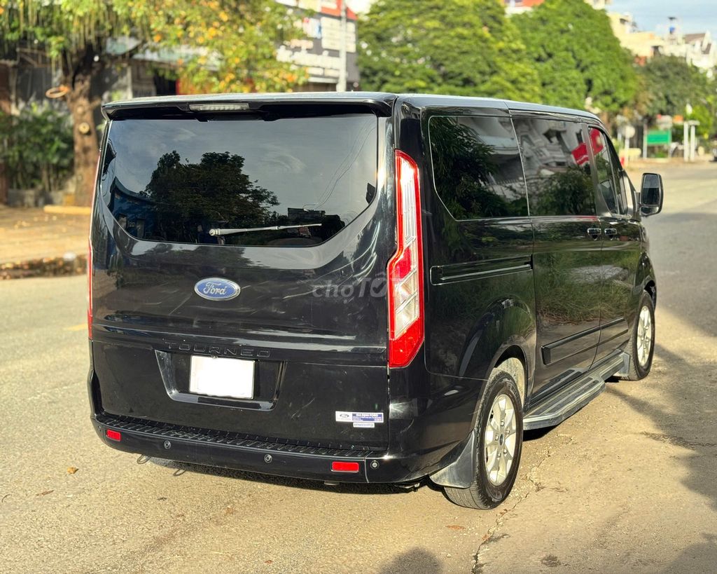 Tourneo 2021 - 7 chỗ - 85.000KM. Mua bán Ô tô tại Quận 12 Tp Hồ Chí Minh được đăng bởi Hoàng Ford SG hình 6