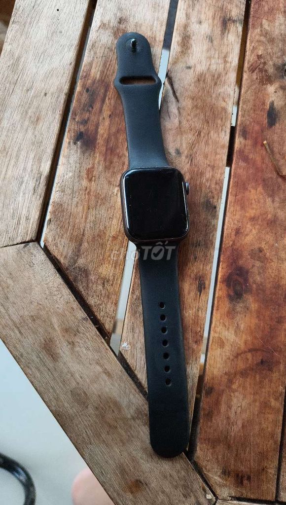 Apple Watch Series 6 44mm Đen Đã sử dụng. Mua bán Thiết bị đeo thông minh tại Thành phố Buôn Ma Thuột Đắk Lắk được đăng bởi Phạm Tài hình 1