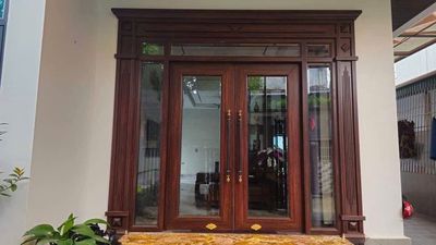Công ty TNHH sản xuất thương mại HTDOOR logo