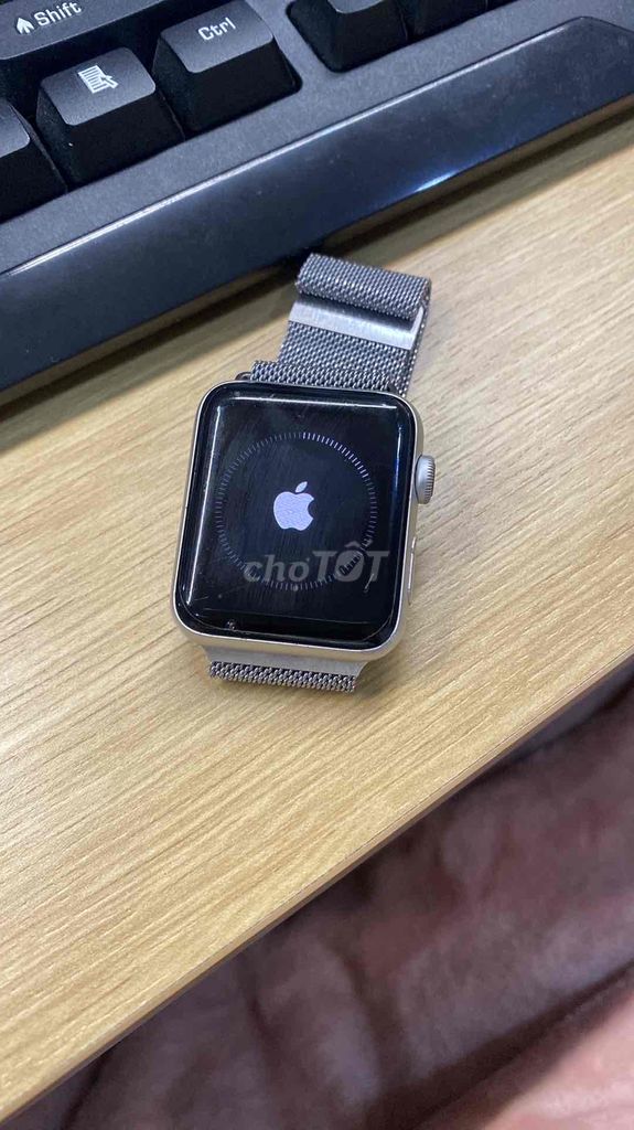 Đồng hồ Apple watch Series 3 42mm