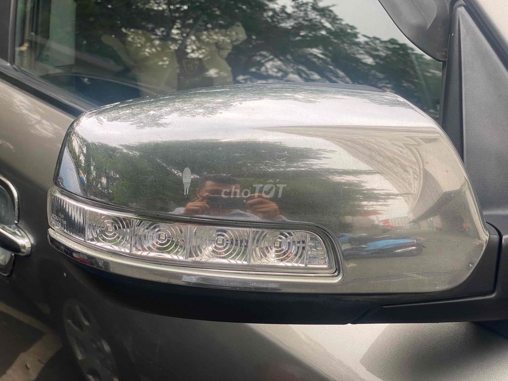 Kia Sorento 2010 - 64000 km. Mua bán Ô tô tại Thành phố Dĩ An Bình Dương được đăng bởi Trung tâm xe qua sử dụng Di An Ford hình 5