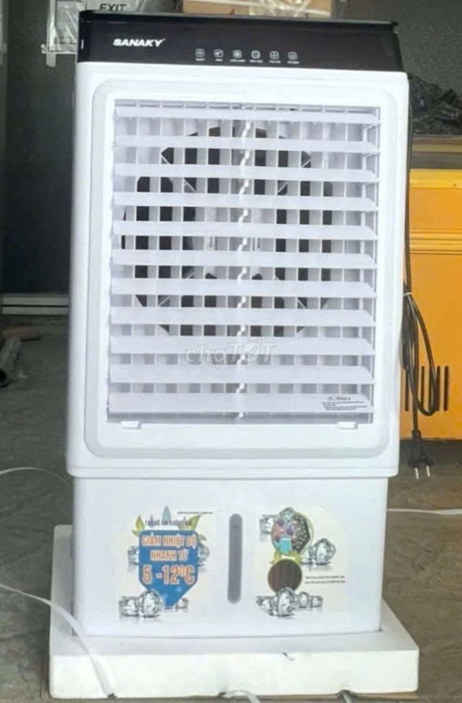 Quạt điều hòa Sanaky 40 lít. Mua bán Quạt tại Thành phố Thủ Đức Tp Hồ Chí Minh được đăng bởi Thanh Thiện hình 1