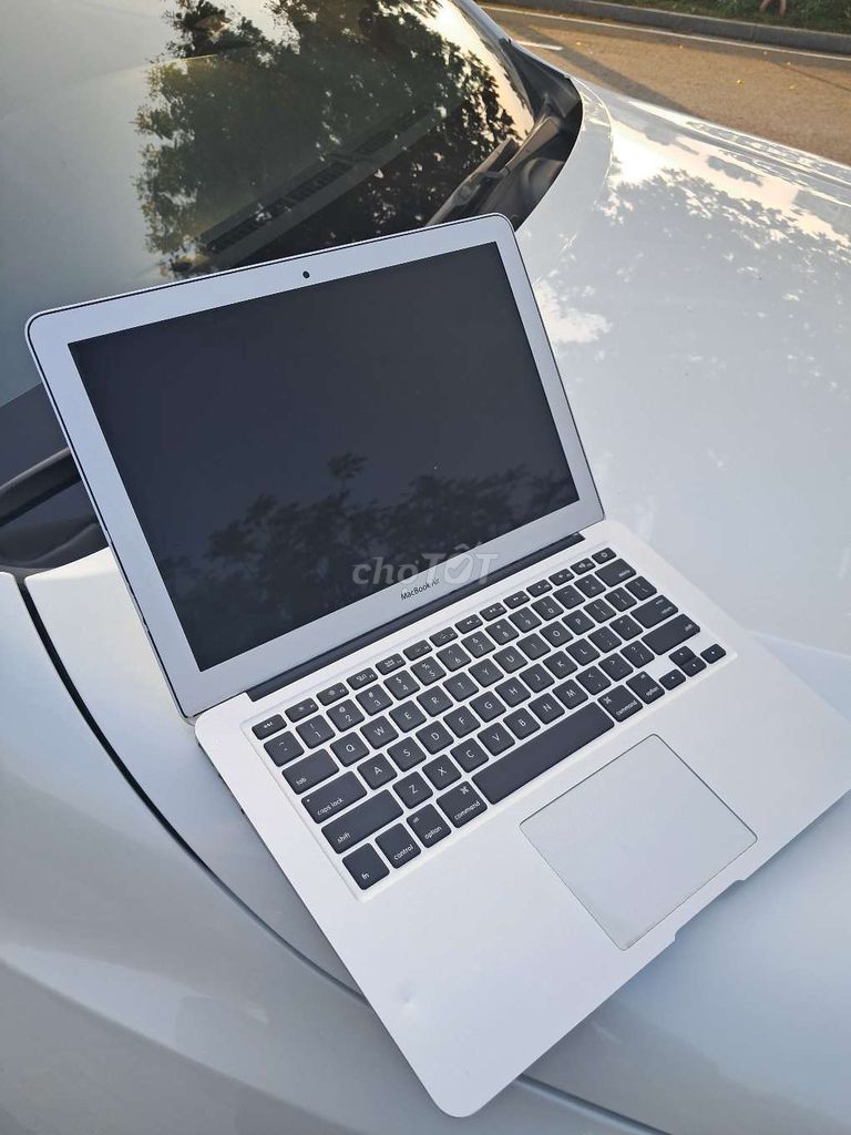Apple MacBook Air 13 inch 4GB/128GB. Mua bán Laptop tại Quận Bình Thạnh Tp Hồ Chí Minh được đăng bởi Pobry lise hình 1