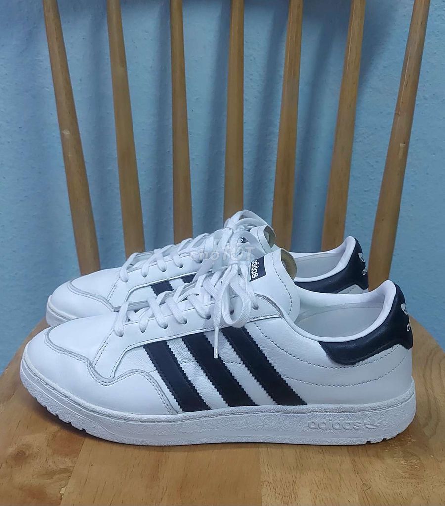 Size 43. Giày Adidas mới 90%. Mua bán Giày dép tại Quận Phú Nhuận Tp Hồ Chí Minh được đăng bởi Minh Nguyen hình 1