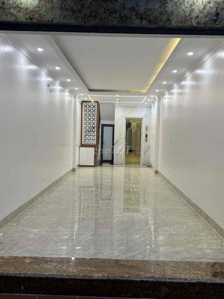 CẦU GIẤY 50M, 7 TẦNG, HƠN 13tỷ, Ô TÔ ĐỖ CỬA, THANG MÁY, KINH DOANH