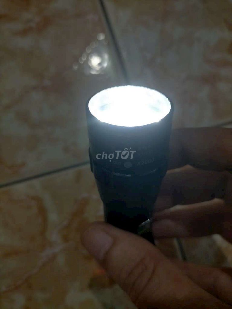 xả nốt đèn pin mini chống nước sạc điện + quà . Mua bán Đèn tại Thành phố Dĩ An Bình Dương được đăng bởi hoang thanh  hình 1