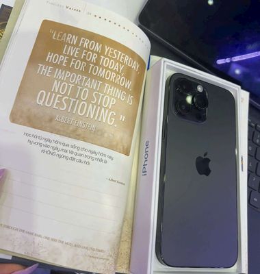 iPhone14promax1tb black qtế mỹ pin100 zin áp suất. Mua bán Điện thoại tại Quận 3 Tp Hồ Chí Minh được đăng bởi Nam Á Mobile