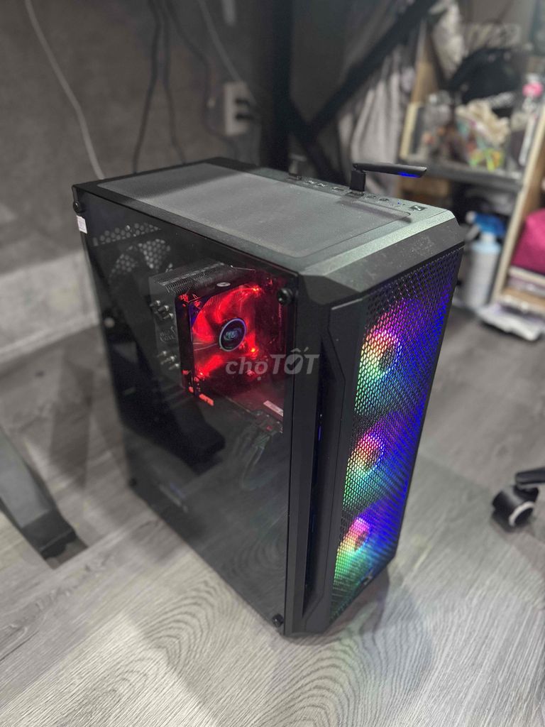 Pass cây PC i7 8700 RTX 2070 mới mua tại cửa hàng