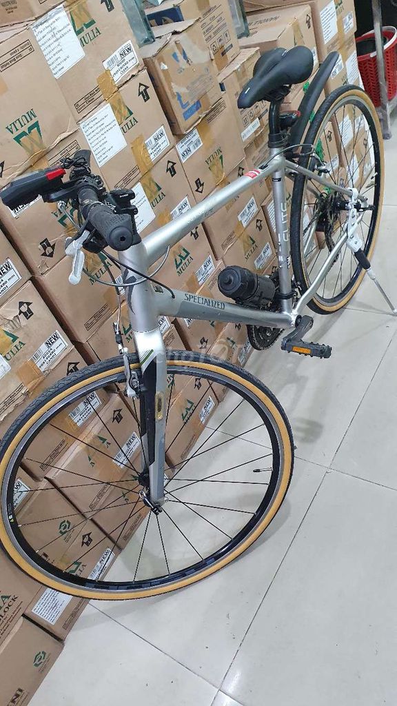 Xe Specialized Elite MỸ nhôm phuộc carbon bãi Nhật