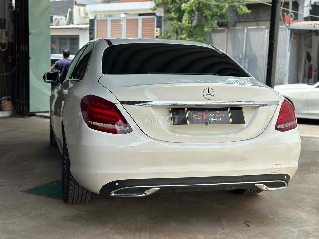 Mercedes Benz C Class 2018 C200 - 70000 km. Mua bán Ô tô tại Quận 7 Tp Hồ Chí Minh được đăng bởi Thông Sport  hình 7