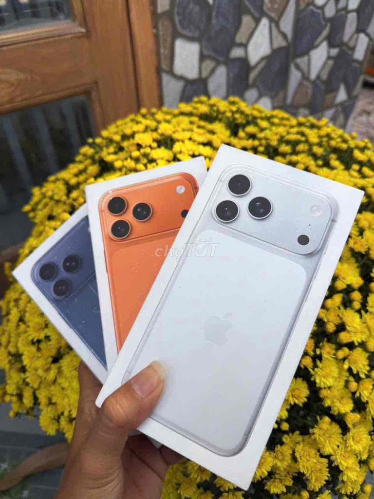 17 Pro Max 256GB lock Mỹ new seal . 2 sim full Qte. Mua bán Điện thoại tại Quận Bình Thuỷ Cần Thơ được đăng bởi Truong hình 1