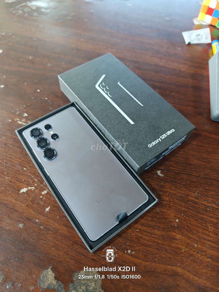 Samsung S25 Ultra 256GB Xám Đã dùng. Mua bán Điện thoại tại Thành phố Thủ Dầu Một Bình Dương được đăng bởi LakMobile  hình 1