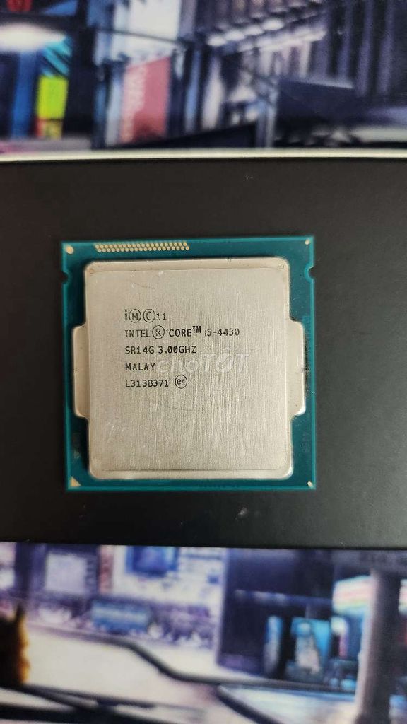 Chip I5 4430 cũ đẹp, chân sáng bóng