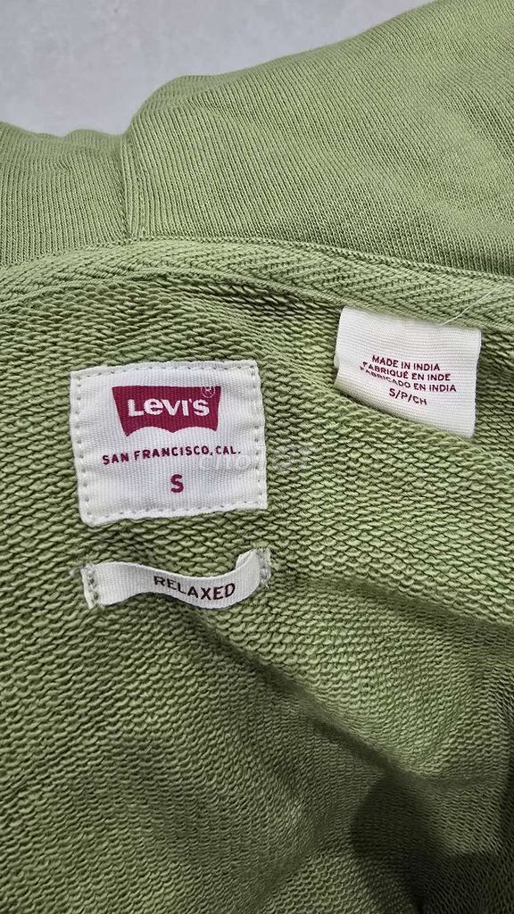 Áo khoác trùm đầu Levi's xách tay