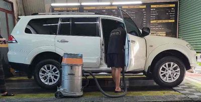 Mitsubishi Pajero Sport trắng 2015 - 105000 km. Mua bán Ô tô tại Quận 1 Tp Hồ Chí Minh được đăng bởi họ Nguyễn