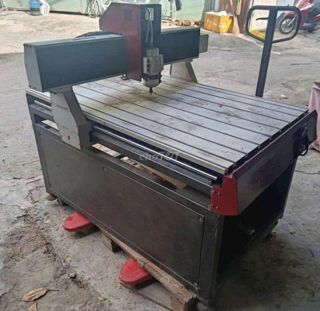 Thanh lí máy cắt CNC 6090 1.5kw Đỏ, Xám. Mua bán Đồ chuyên dụng, Giống nuôi trồng tại Quận 12 Tp Hồ Chí Minh được đăng bởi Tám Thắng CNC Laser hình 1