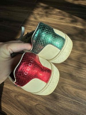 Thanh lý giầy hiệu. Mua bán Giày dép tại Quận Cầu Giấy Hà Nội được đăng bởi Thaomy