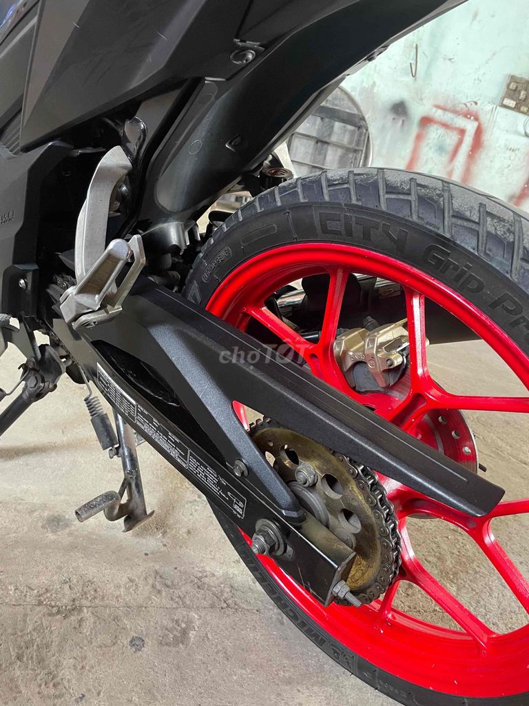 Honda Sonic 2018 Đen Đỏ 35679 km. Mua bán Xe máy tại Thành phố Thủ Đức Tp Hồ Chí Minh được đăng bởi Lương Năng hình 7