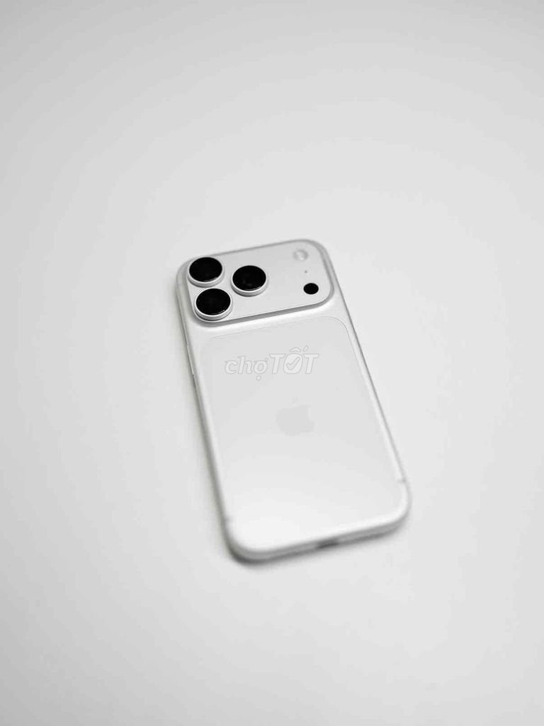 Apple iPhone 17 Pro Trắng Mỹ. Mua bán Điện thoại tại Quận 12 Tp Hồ Chí Minh được đăng bởi Vinh Nờ Pê hình 1