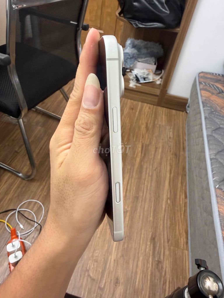 Apple iPhone 17 Pro Max Bạc Đã sử dụng 99%. Mua bán Điện thoại tại Quận Hoàng Mai Hà Nội được đăng bởi nguyễn quang huy hình 1