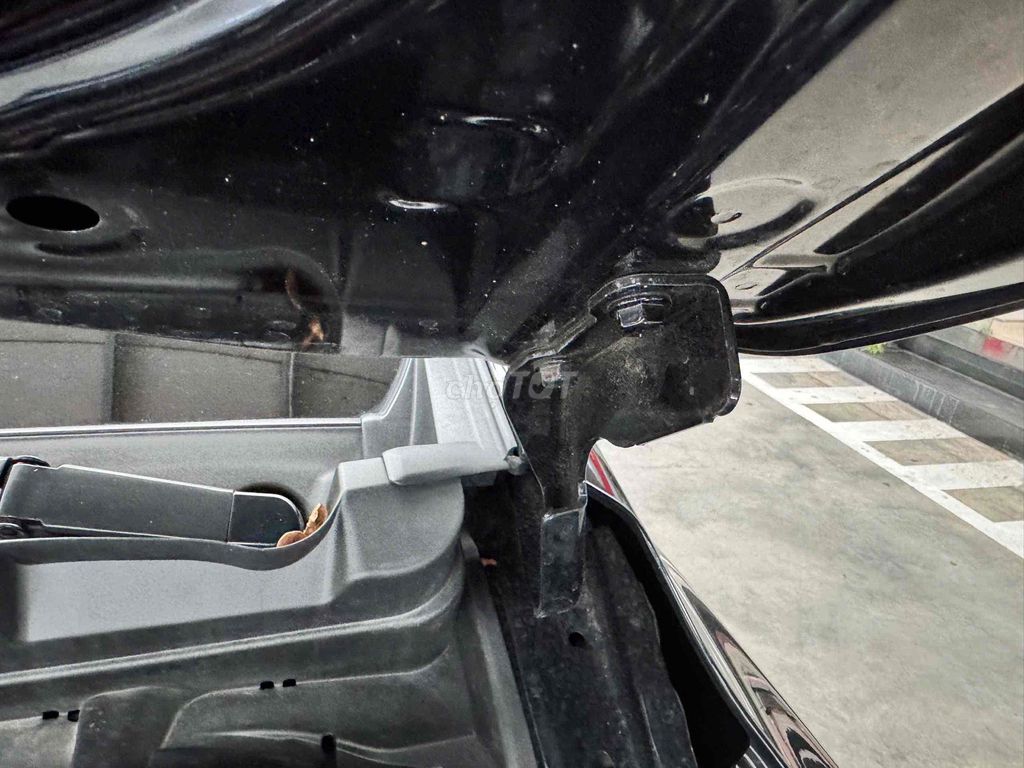 Toyota Innova Cross 2.0 2025 Xe hãng bán. Mua bán Ô tô tại Quận Tân Phú Tp Hồ Chí Minh được đăng bởi TRƯƠNG THANH TUYỀN hình 11