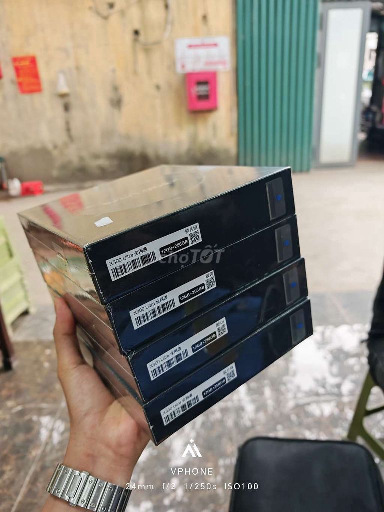 Điện thoại X300 Ultra 12GB/256GB Mới. Mua bán Điện thoại tại Quận Nam Từ Liêm Hà Nội được đăng bởi Quốc Việt hình 1