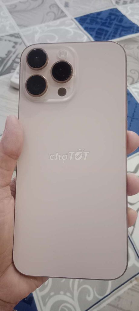iPhone 16 Pro Max 256GB Vàng Đã sử dụng. Mua bán Điện thoại tại Quận 8 Tp Hồ Chí Minh được đăng bởi Baokieu hình 1