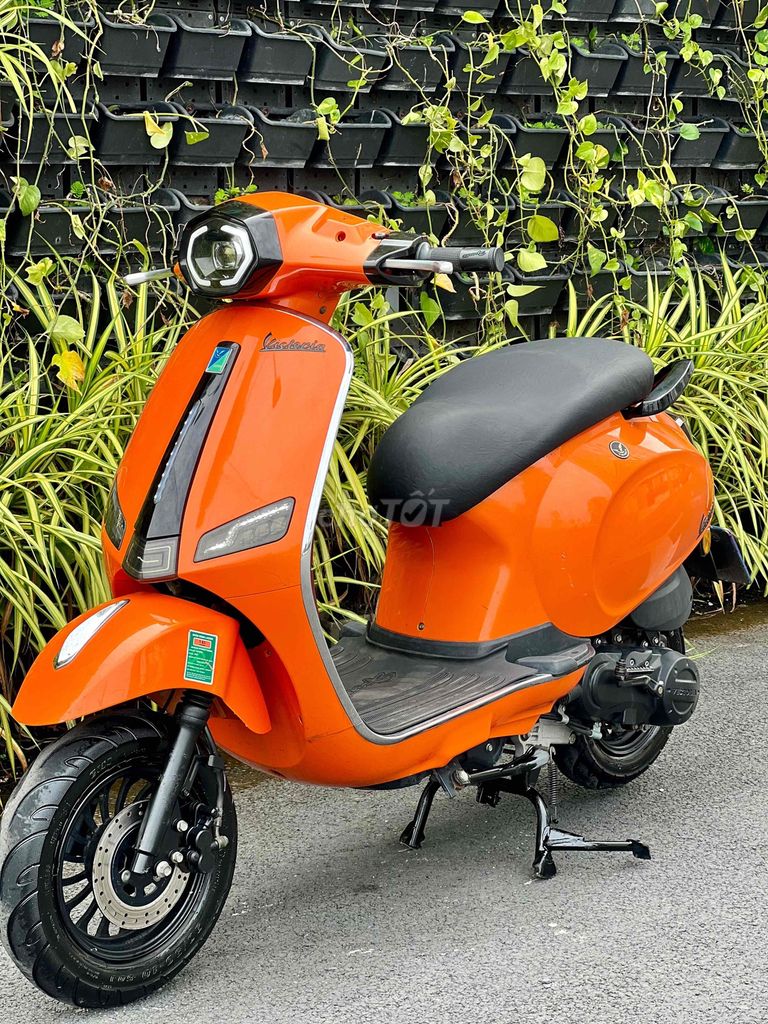 Vespa 50cc. Dành Cho Học Sinh Người Ko Có Bằng Lai