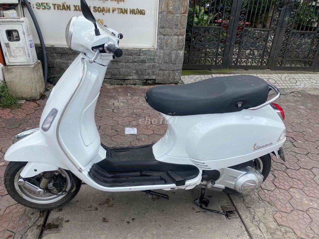 xe vespa Fi trắng mới tinh. Mua bán Xe máy tại Quận 7 Tp Hồ Chí Minh được đăng bởi thanh xuân hình 3
