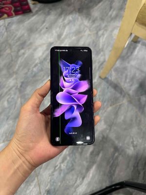 Samsung Z Flip3 Đen 128GB. Mua bán Điện thoại tại Quận 4 Tp Hồ Chí Minh được đăng bởi Phan Pha