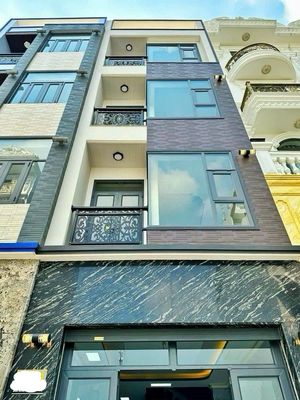 Аренда · 5 комн. · 68 м² · Quận 1, ул. Đường Trần Khắc Chân