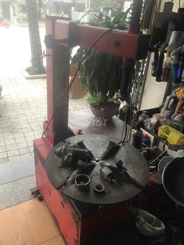 Máy làm lốp ô tô xe máy Đỏ. Mua bán Đồ chuyên dụng, Giống nuôi trồng tại Thành phố Thanh Hóa Thanh Hóa được đăng bởi Nguyen hai quan hình 1
