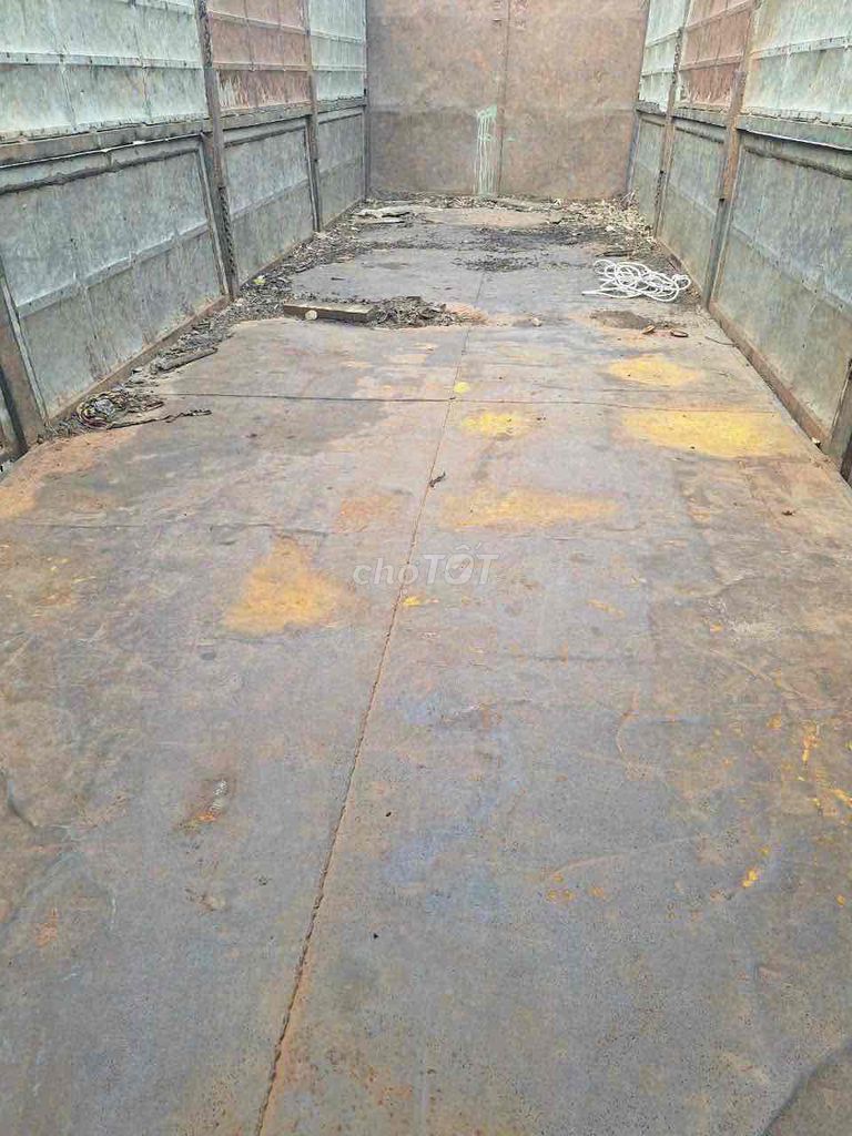 Dongfeng 2 dí 8 tấn 2008 thùng dài 8.4m. Mua bán Xe tải, xe ben tại Thị xã Tân Uyên Bình Dương được đăng bởi đăng khoa hình 3